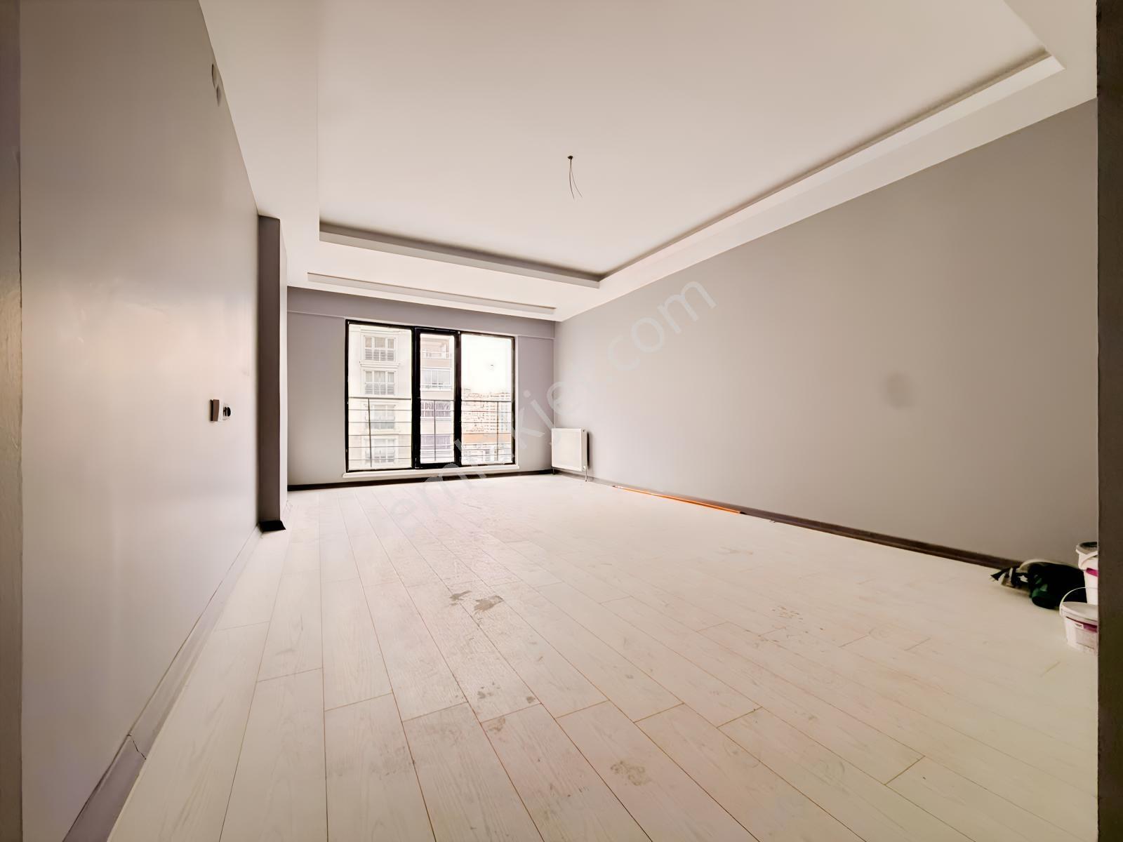 Albayrak Sıfır Site 5.kat Ön Cephe 135m2 Şehitler Cad.üzerin'de — fotoğraf 12