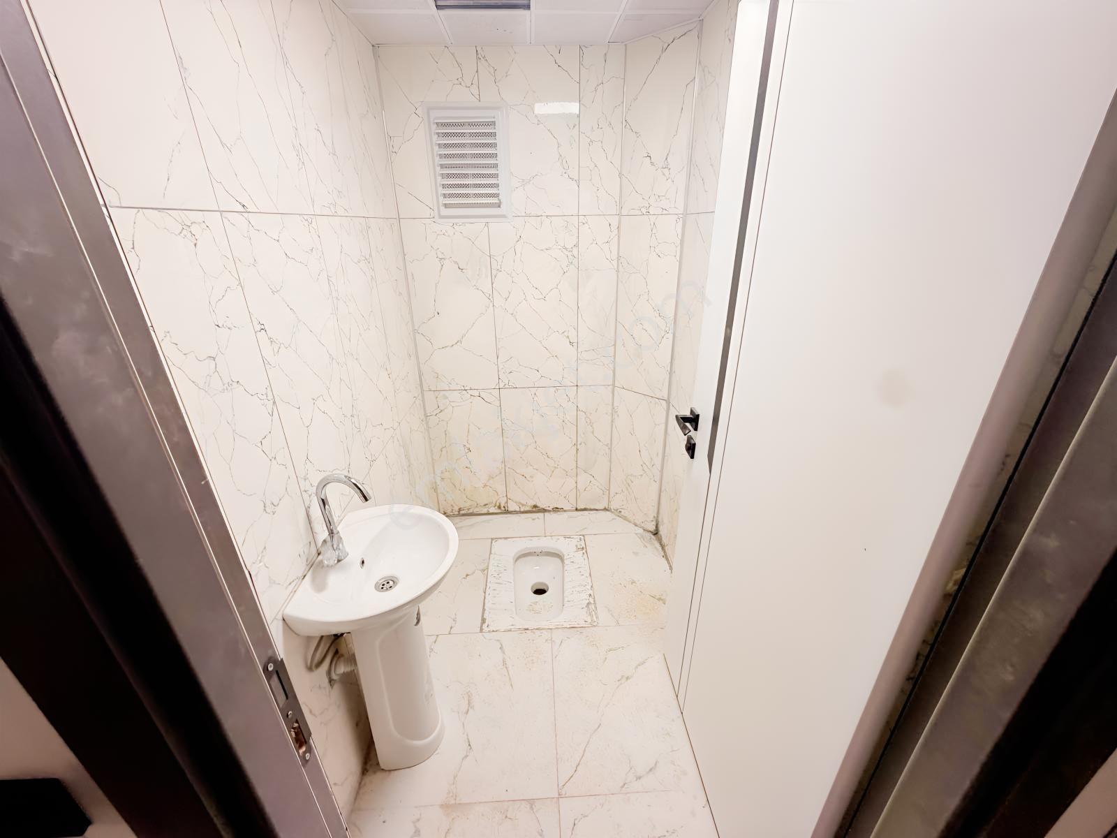 Albayrak Sıfır Site 5.kat Ön Cephe 135m2 Şehitler Cad.üzerin'de — fotoğraf 16
