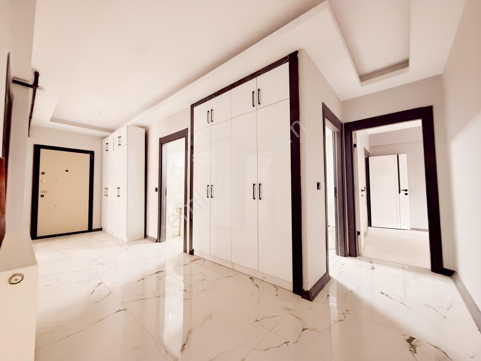 Albayrak Sıfır Site 5.kat Ön Cephe 135m2 Şehitler Cad.üzerin'de — fotoğraf 28