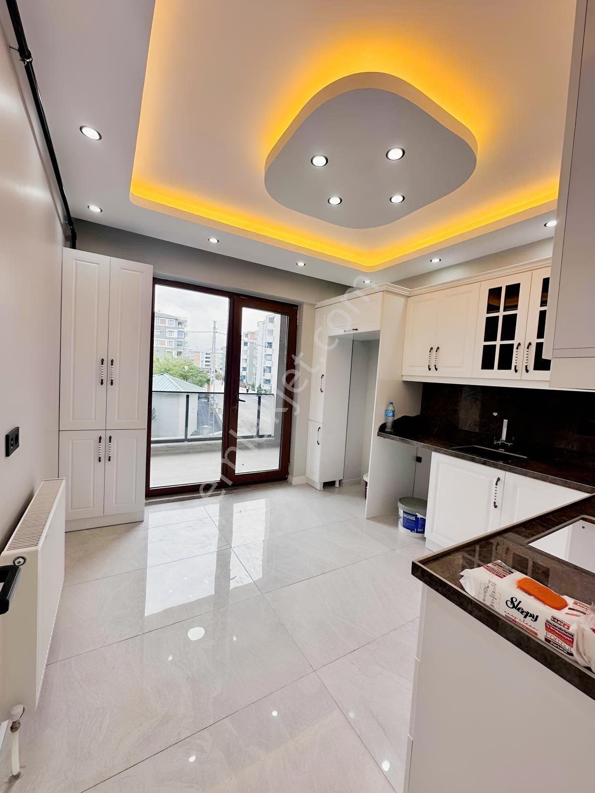 Arden Gyo'dan Satılık Site İçi Daire! — fotoğraf 3