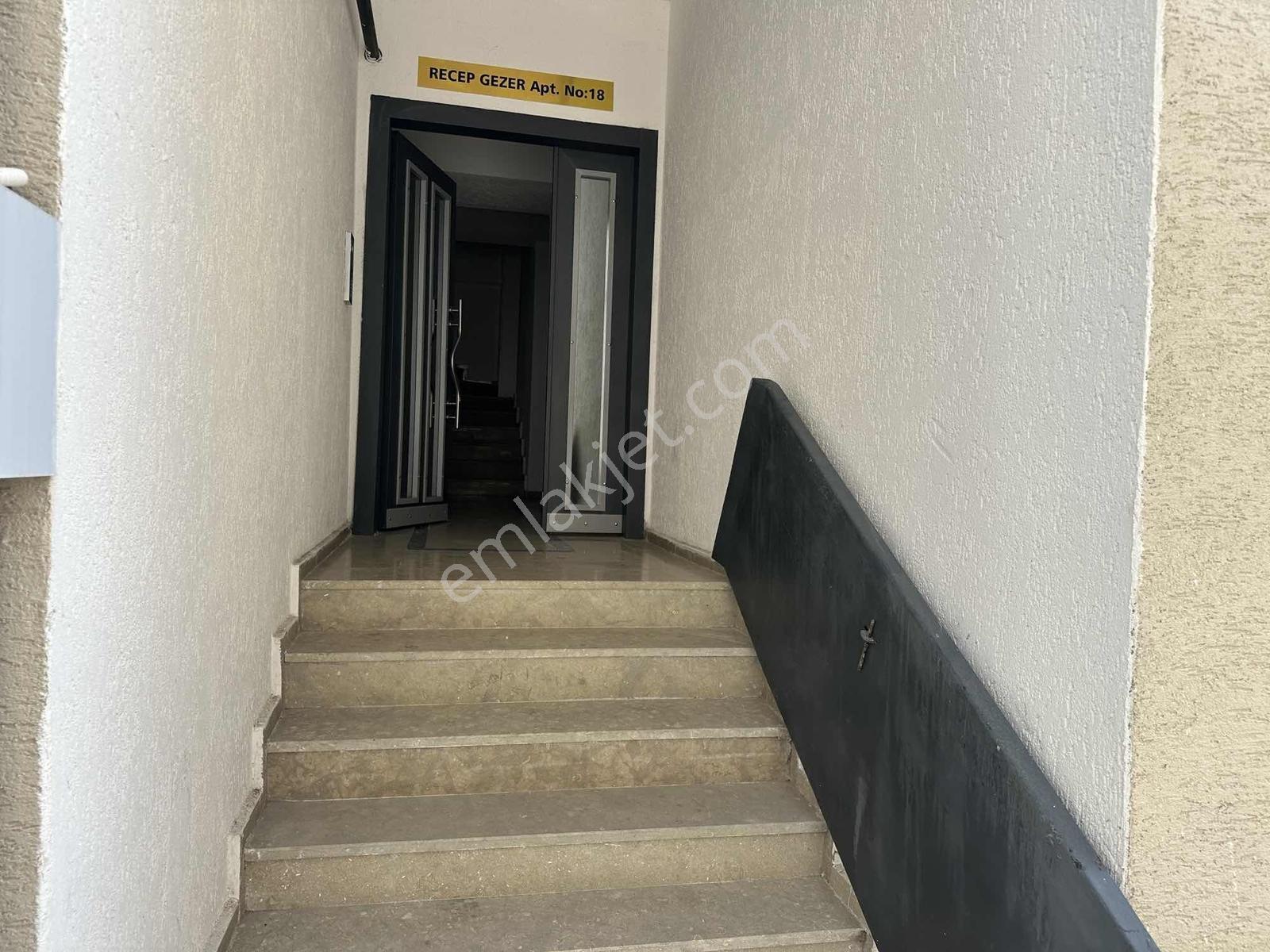 4+1 165m2 Dubleks Daire Yeni Daire Merkezi Konum — fotoğraf 3