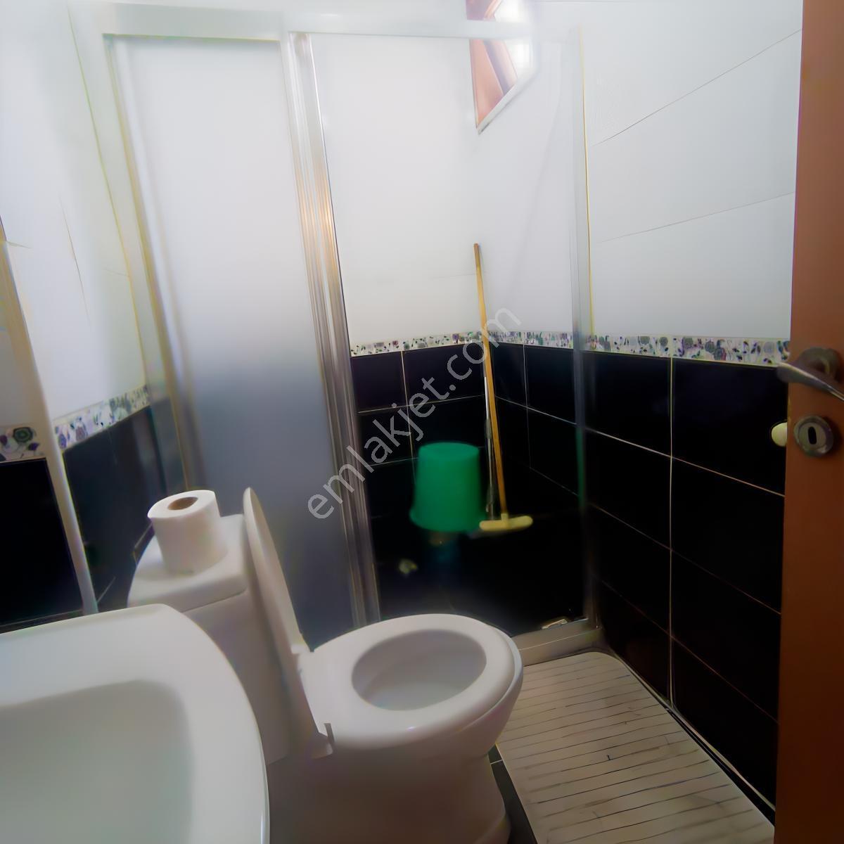 Eyüpsultan Güzeltepede Metro Yanı | Genç Binada 2+1 | Kat Mülki — fotoğraf 24