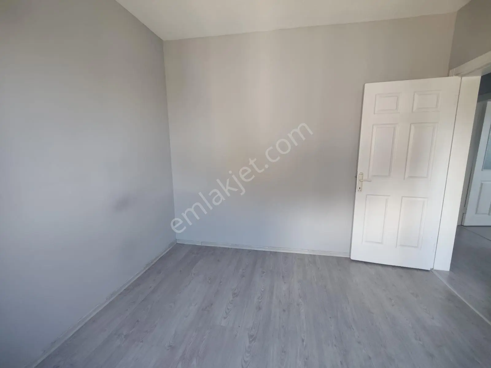 Redstone Dan Kaymaklı Toki De Deniz Manzaralı Satılık 2+1 Daire — fotoğraf 16