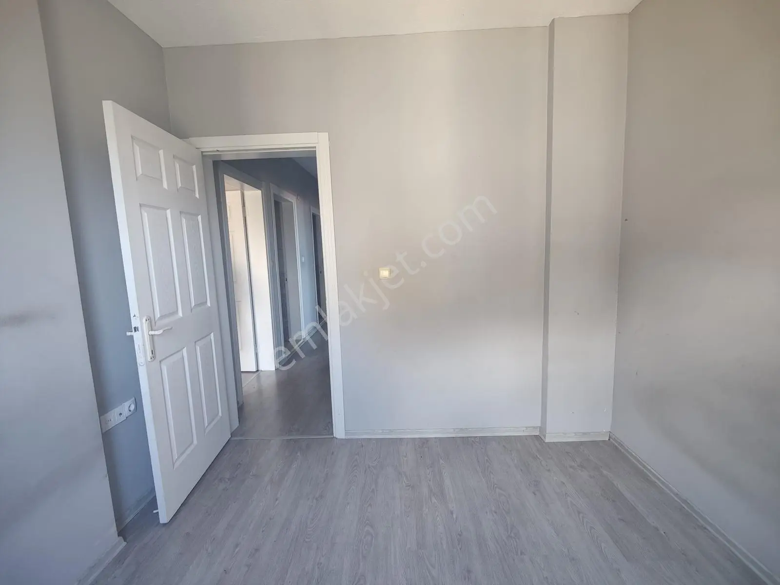 Redstone Dan Kaymaklı Toki De Deniz Manzaralı Satılık 2+1 Daire — fotoğraf 17