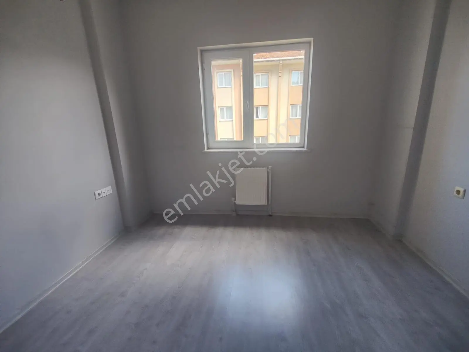 Redstone Dan Kaymaklı Toki De Deniz Manzaralı Satılık 2+1 Daire — fotoğraf 20