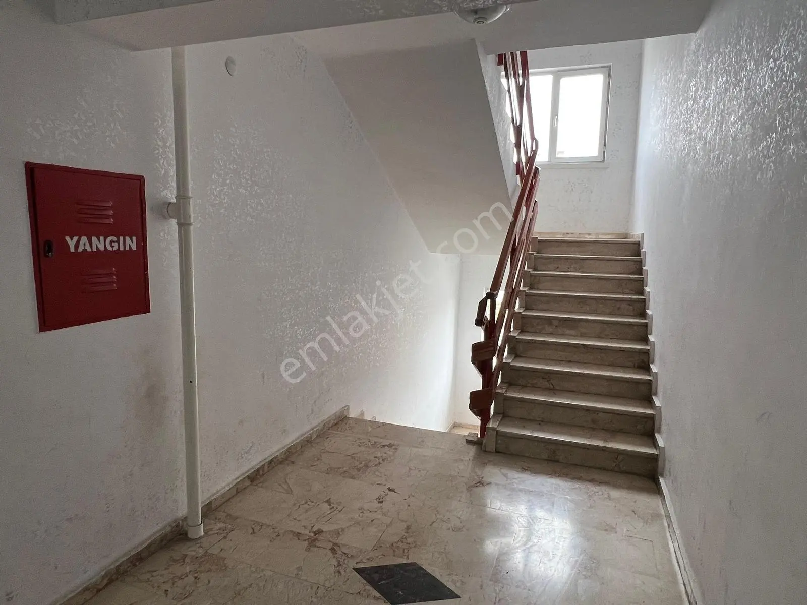 Kartal'dan Sincan'da Ara Kat 3+1 Mantolamalı Kombili Oturuma Haz — fotoğraf 31