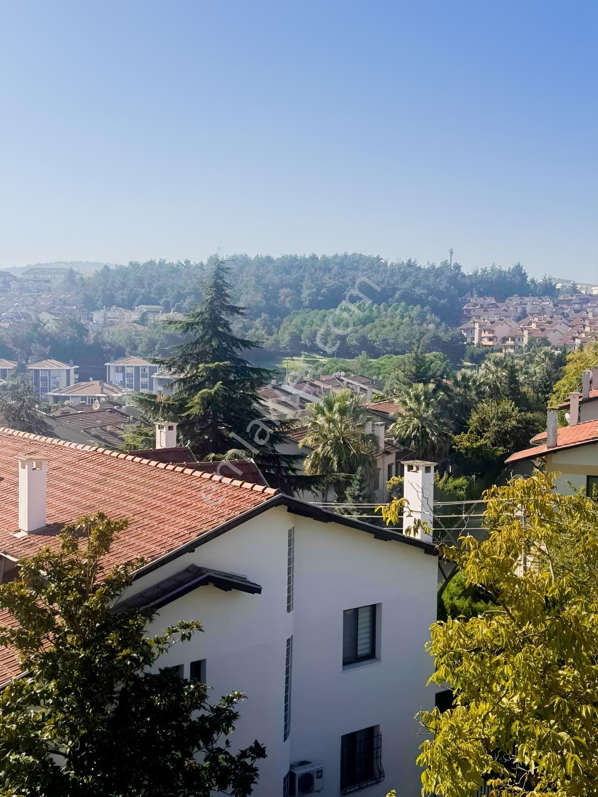 Çamlıcada 5+1 Villa — fotoğraf 3