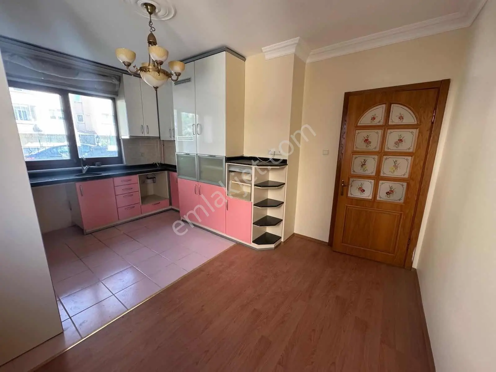 Çamlıcada 5+1 Villa — fotoğraf 12