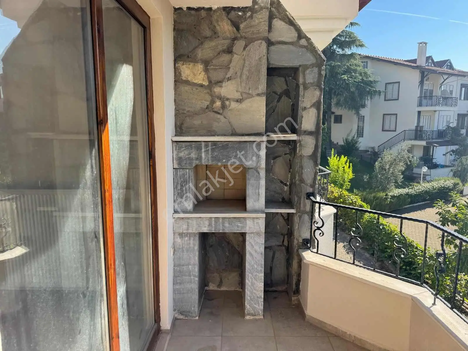 Çamlıcada 5+1 Villa — fotoğraf 17