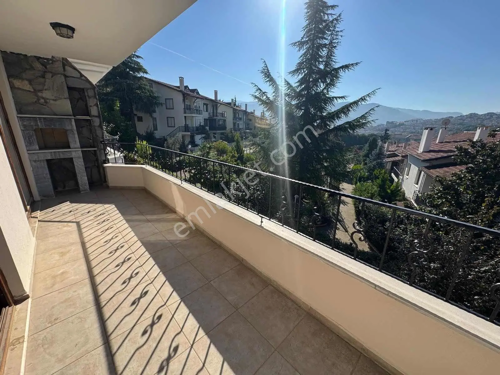 Çamlıcada 5+1 Villa — fotoğraf 20