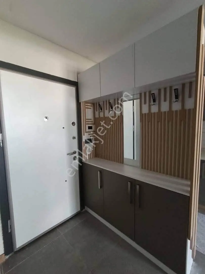 Kaçırılmayacak Fırsat! Full Eşyalı 2+1 Satılık Daire — fotoğraf 3