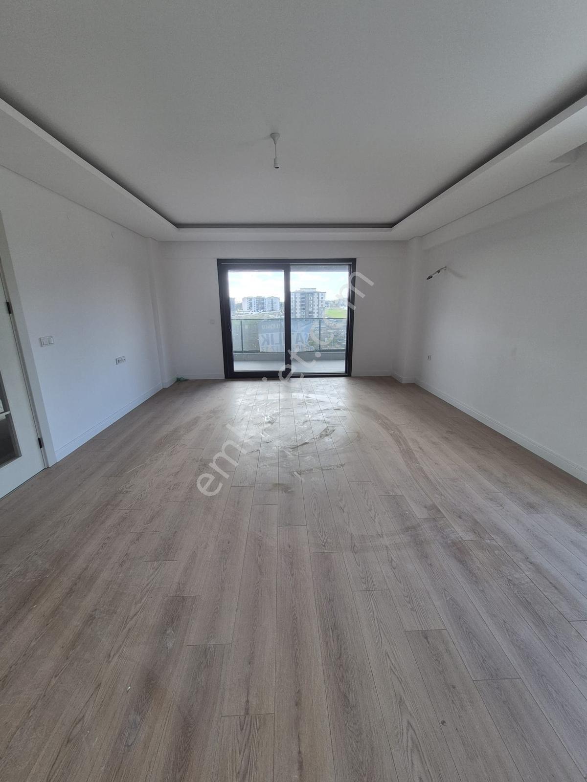 Çanakkale 60 Metre Yol Referans 17 Satılık 3+1 Daireler — fotoğraf 3