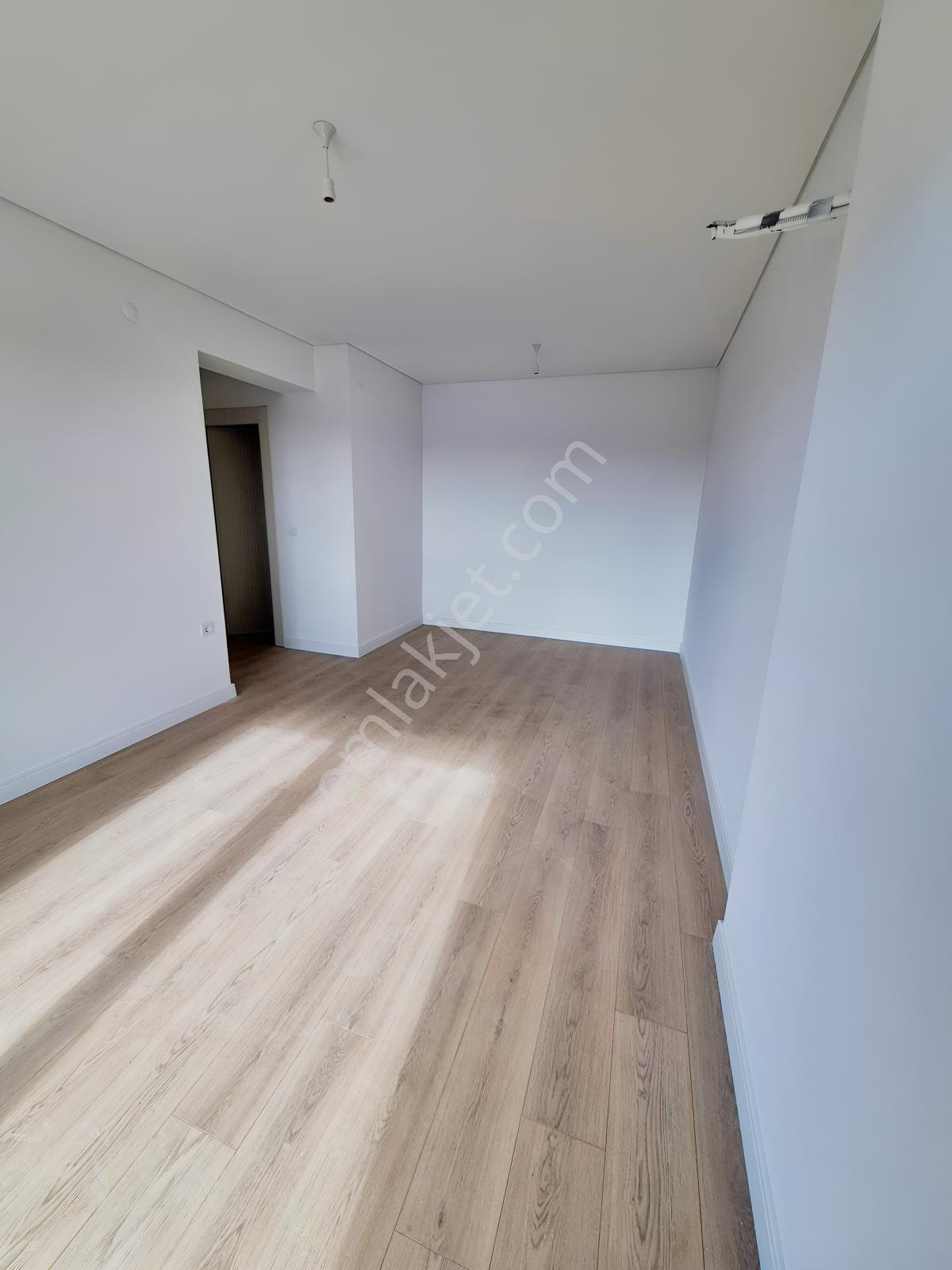 Çanakkale 60 Metre Yol Referans 17 Satılık 3+1 Daireler — fotoğraf 6