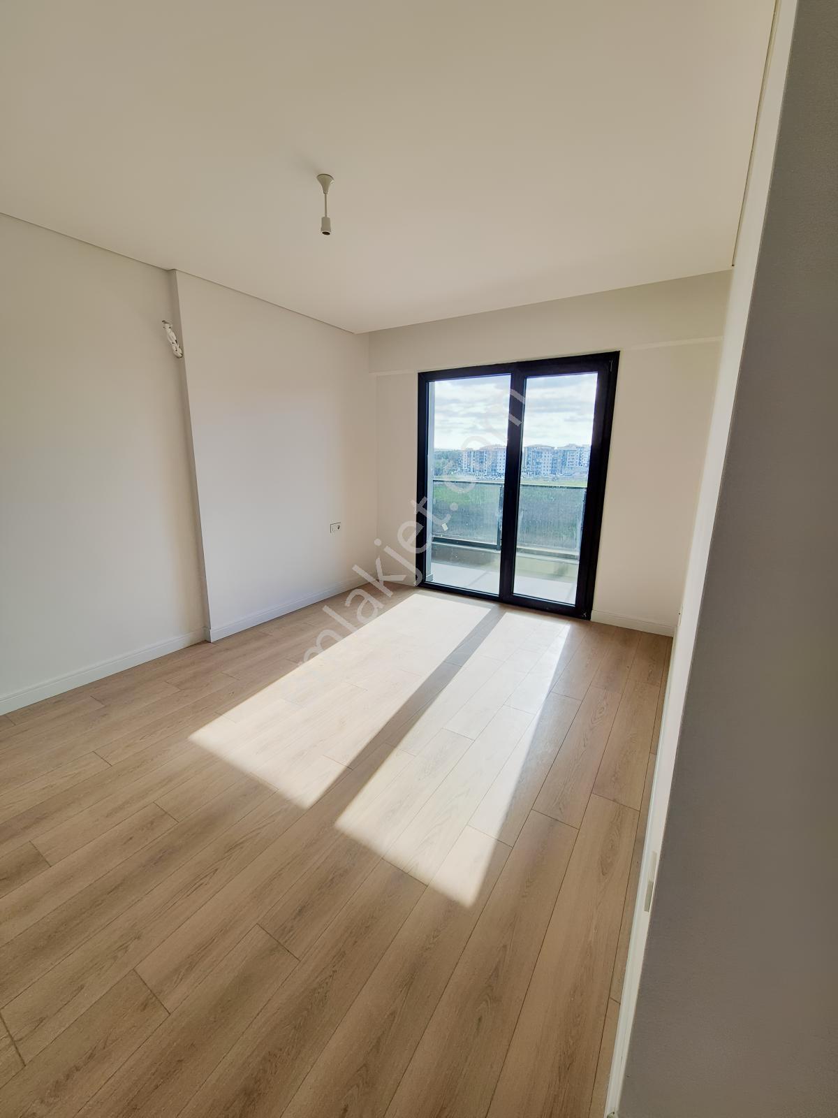 Çanakkale 60 Metre Yol Referans 17 Satılık 3+1 Daireler — fotoğraf 12