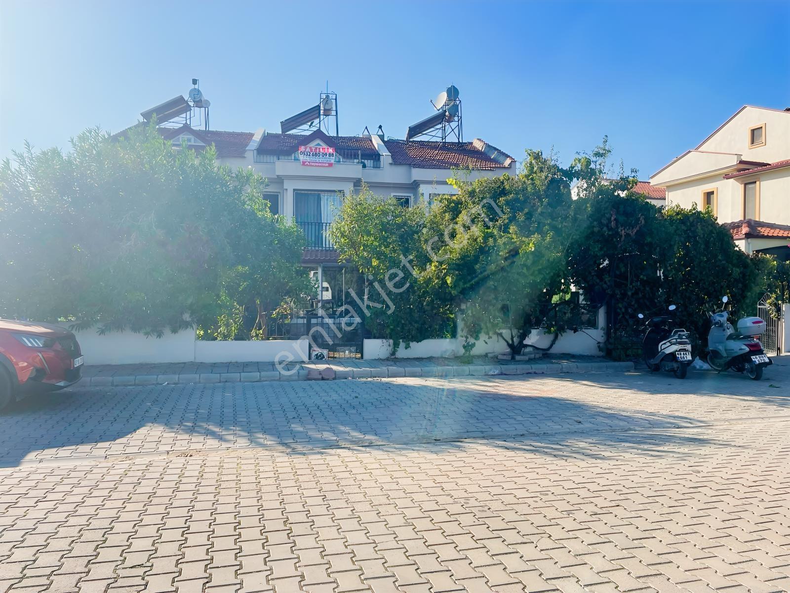 Fethiye Foça'da Arsa Fiyatına Bahçeli 4+1 Tripleks Villa — fotoğraf 11