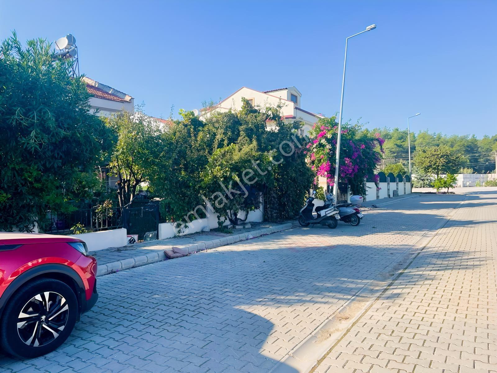 Fethiye Foça'da Arsa Fiyatına Bahçeli 4+1 Tripleks Villa — fotoğraf 13