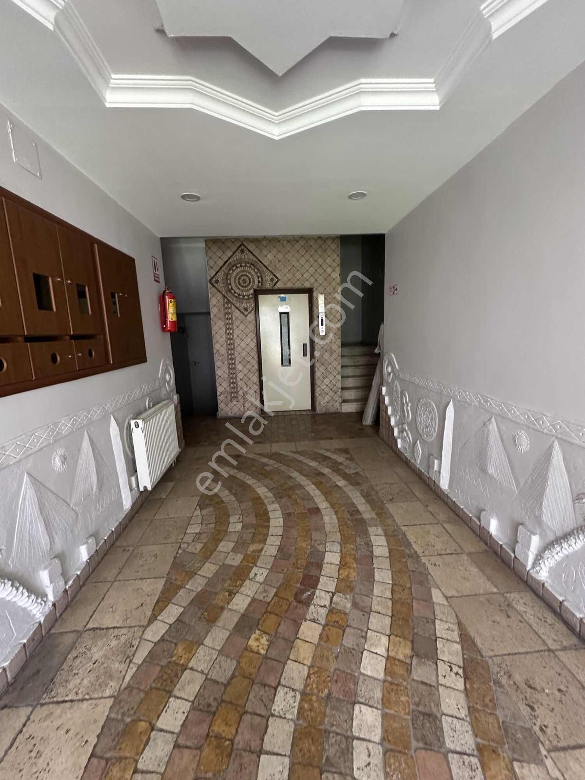M.yeniyol Cad. Karaağalar Sit. Boş Satılık 5+1 Dublex Daire — fotoğraf 7
