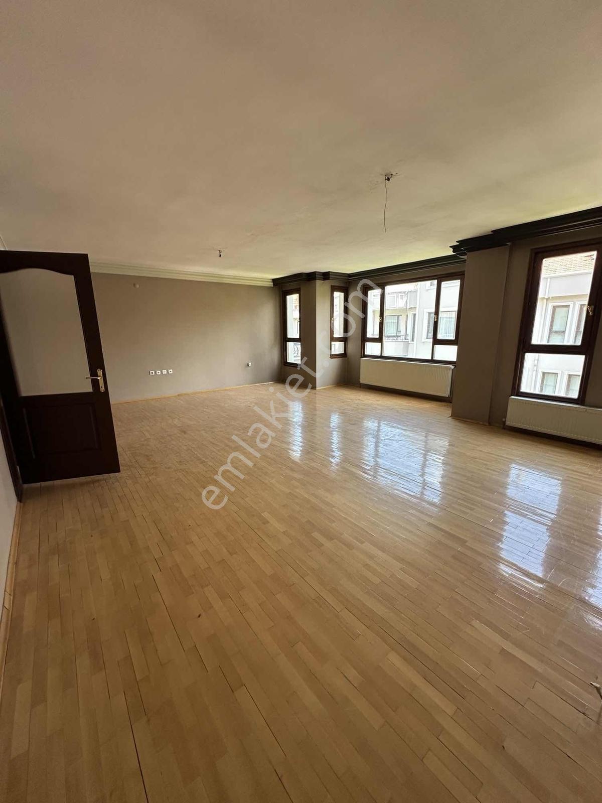 M.yeniyol Cad. Karaağalar Sit. Boş Satılık 5+1 Dublex Daire — fotoğraf 9