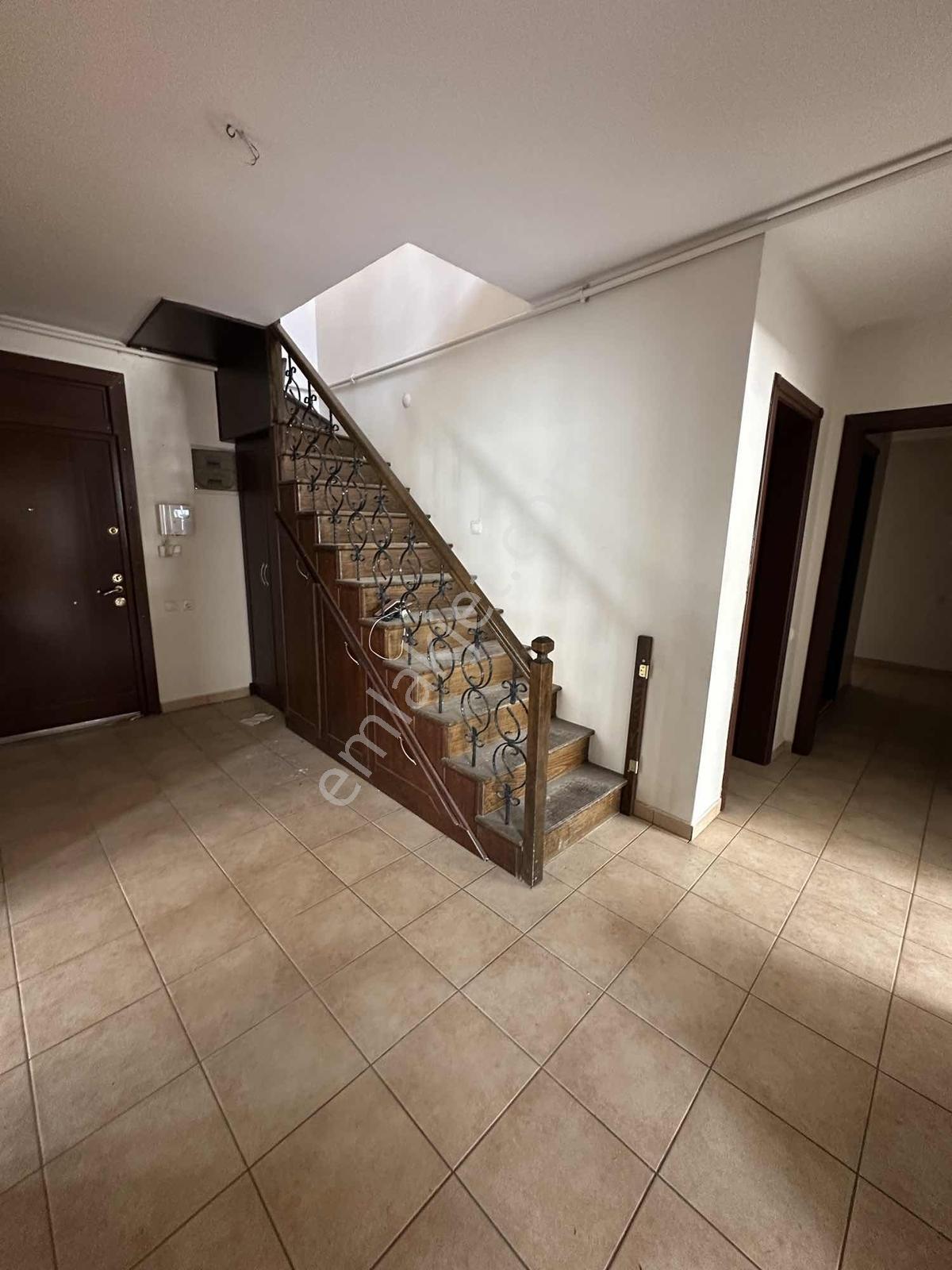 M.yeniyol Cad. Karaağalar Sit. Boş Satılık 5+1 Dublex Daire — fotoğraf 18