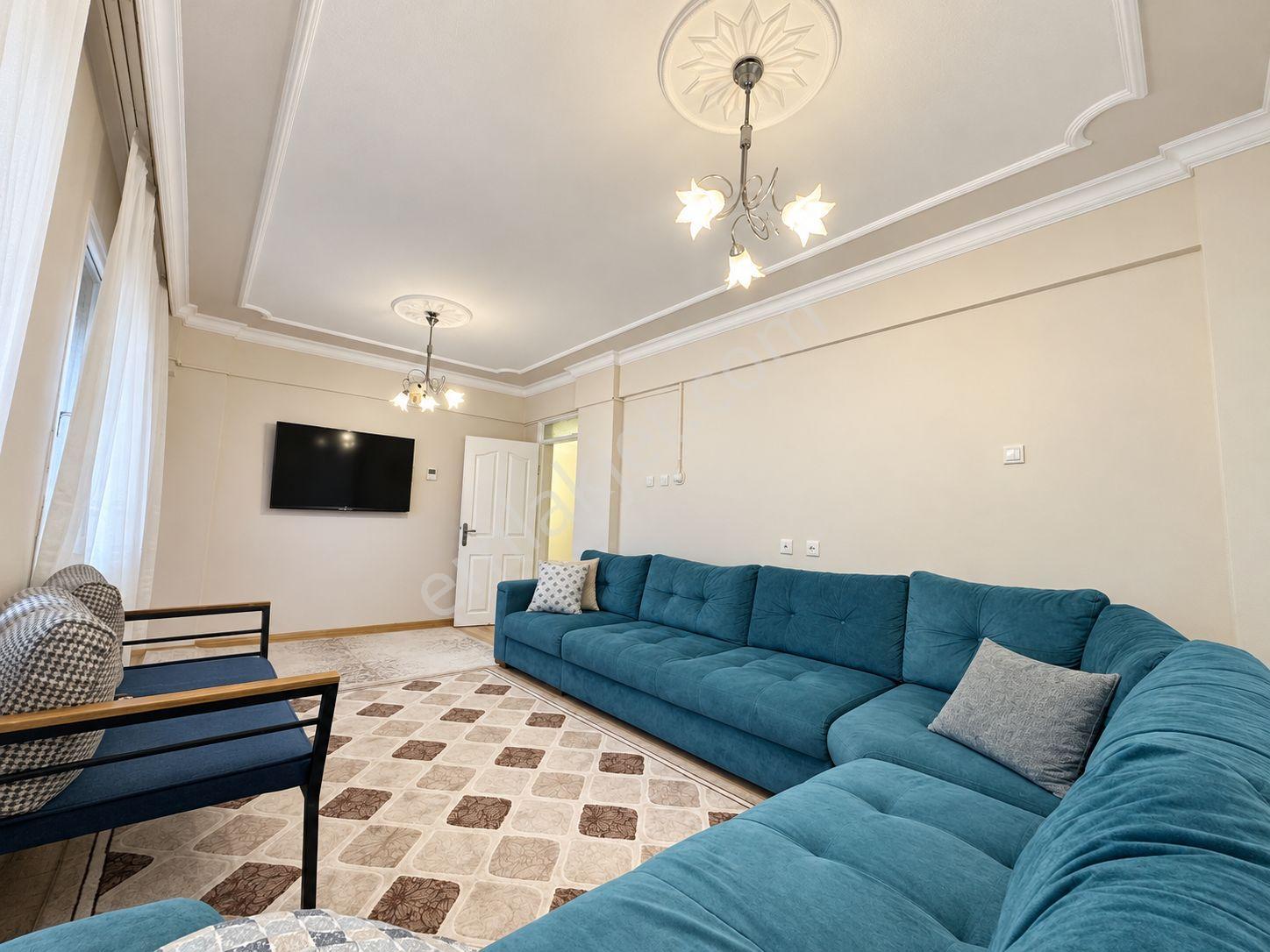 Çocuklu Ve Evcil Hayvanlı Ailelere Özel, Apartman Dairesinde Müstakil Bahçeli Yüksek Giriş — fotoğraf 7
