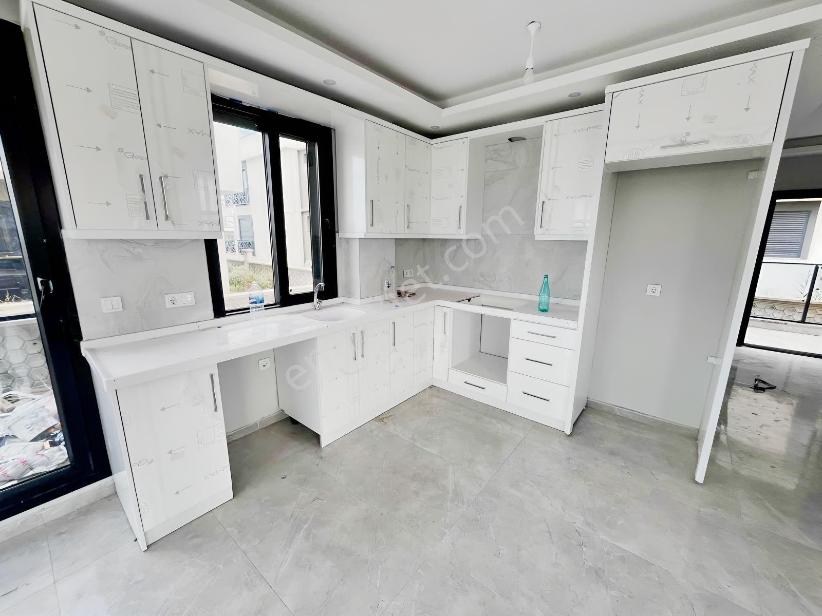 Gömeç Sahilde Deniz Manzaralı Satılık 4+1 Villa — fotoğraf 15