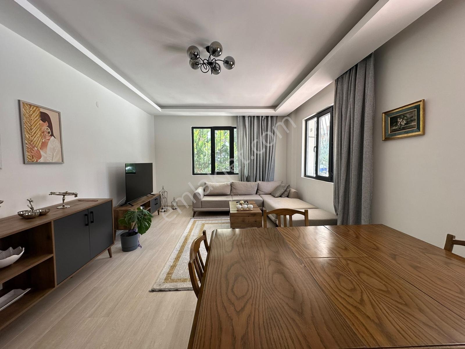 Cumhuriyetten Kırkkonaklarda 2+1 Full Yapılı Yeni Bina Satılık — fotoğraf 2