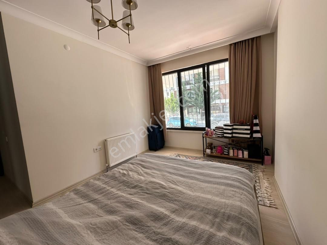 Cumhuriyetten Kırkkonaklarda 2+1 Full Yapılı Yeni Bina Satılık — fotoğraf 15