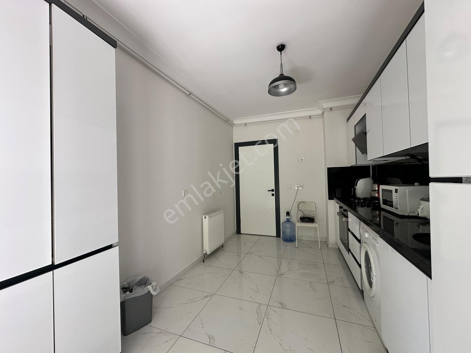 Cumhuriyetten Kırkkonaklarda 2+1 Full Yapılı Yeni Bina Satılık — fotoğraf 25