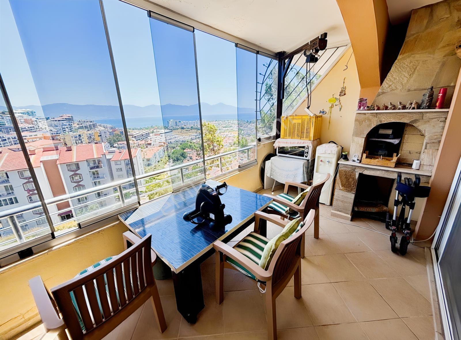 Kuşadası Kadınlar Denizi'nde Satılık Full Deniz Manzaralı 3+2 — fotoğraf 7
