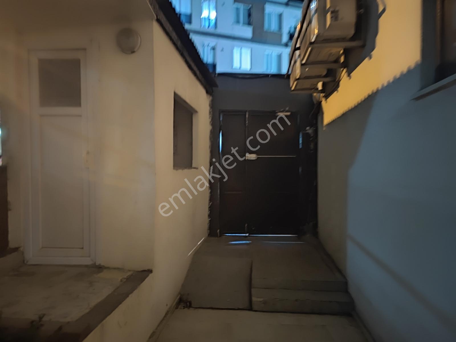 Site İçerisinde Merkezde 2+1 — fotoğraf 16