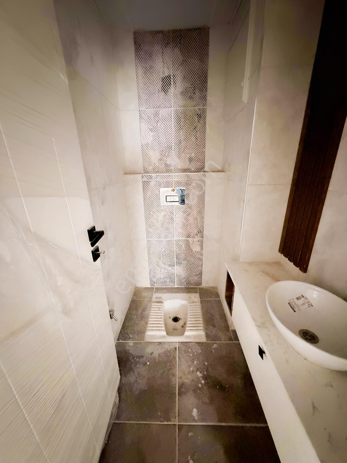 Kozan Gayrimenkulden Hastane Yakını Lüx Ultra Geniş — fotoğraf 11