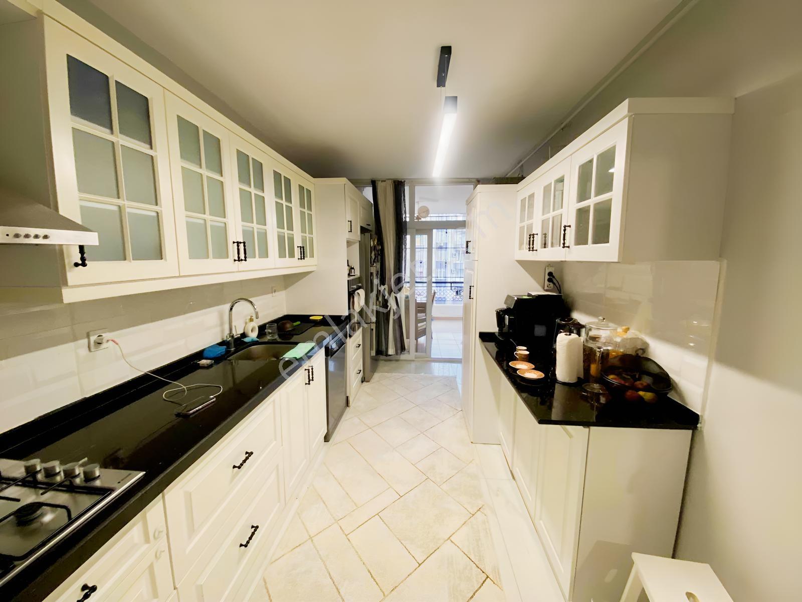 İz'den Mükemmel Konumda 3+1 Alternatifsiz Cazip Daire — fotoğraf 5
