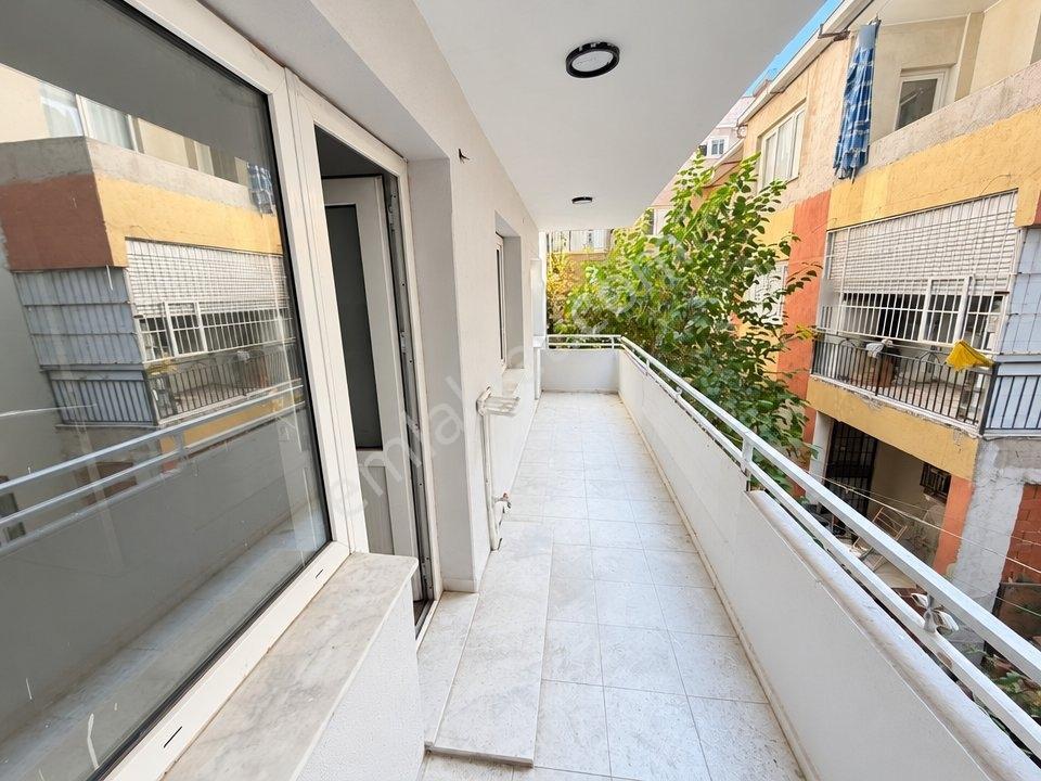 Buca Göksu Mah 140 M2 4 Katlı Hemen Teslim Bakımlı Bina — fotoğraf 11