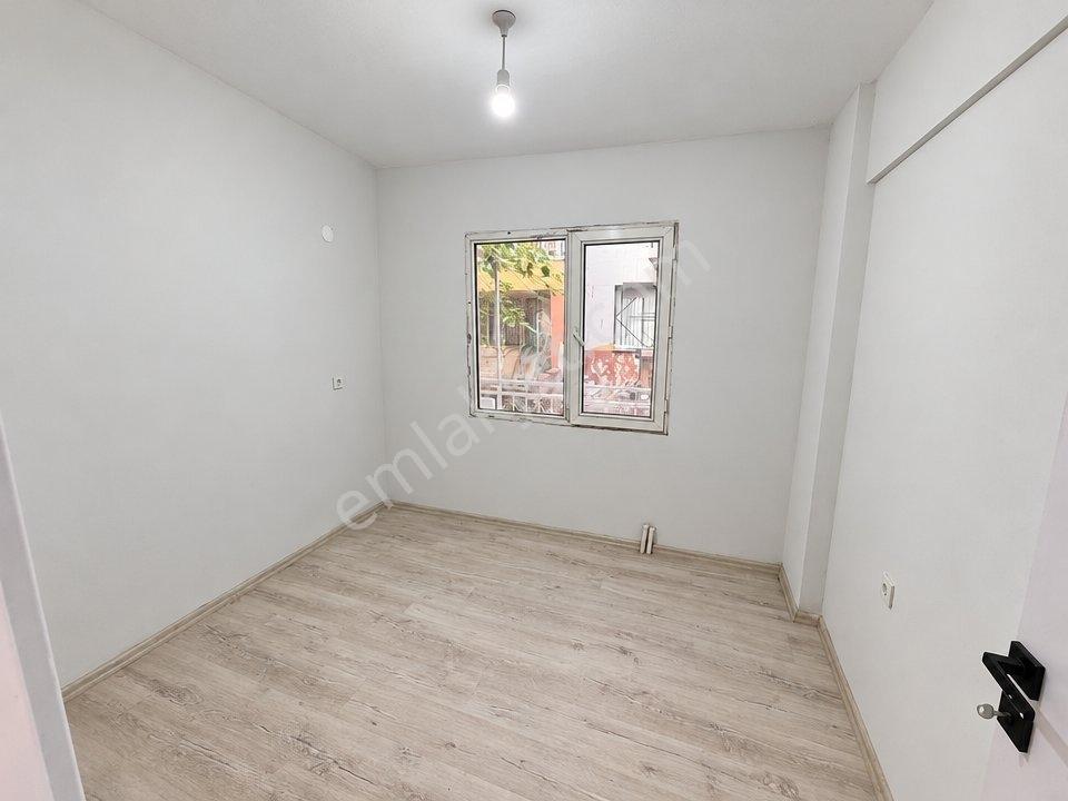 Buca Göksu Mah 140 M2 4 Katlı Hemen Teslim Bakımlı Bina — fotoğraf 15