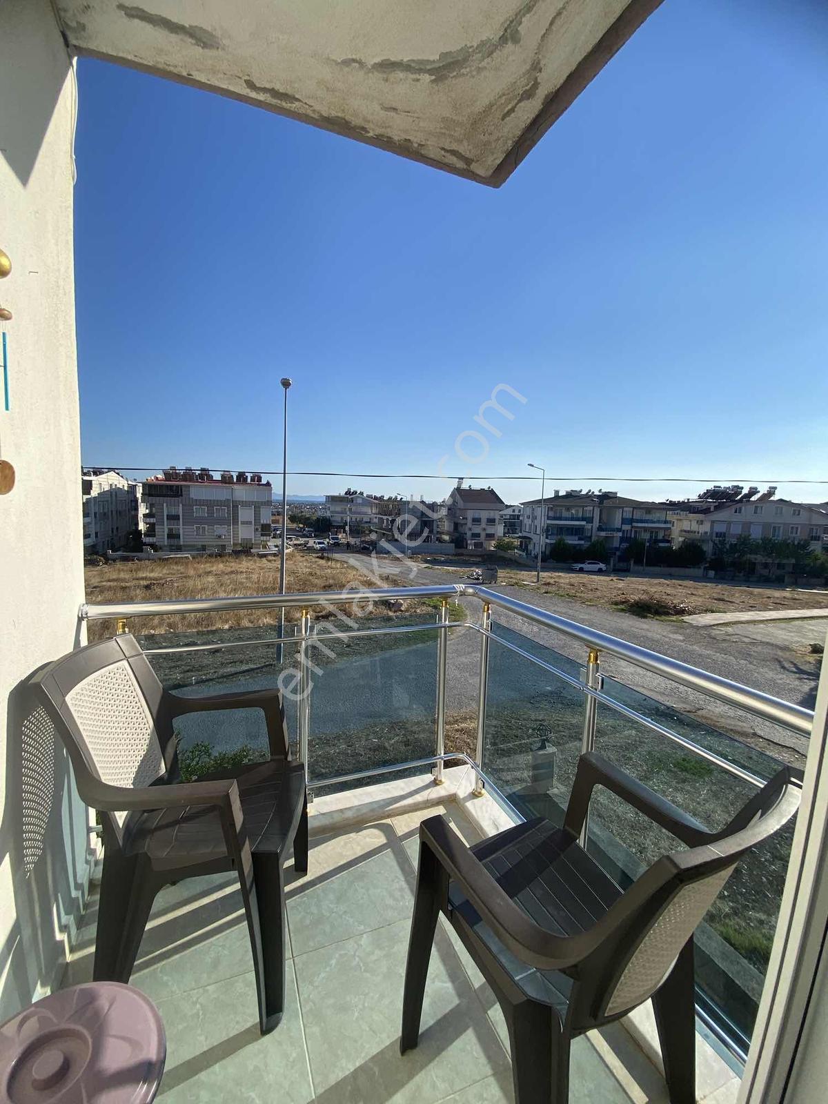 Didim Efelerde Köşe Konumlu, Manzaralı Ve Çift Balkonlu 2+1 — fotoğraf 11
