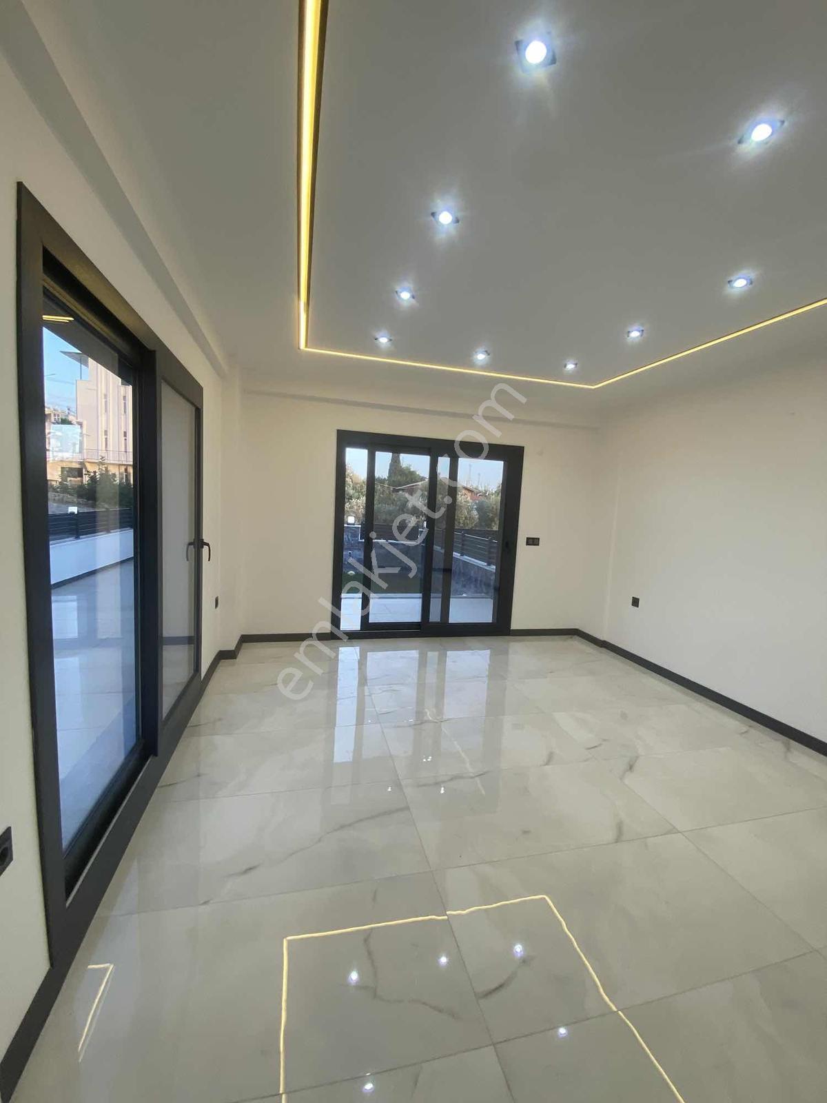 6+1 Ayrı Mutfak Havuzlu Villa — fotoğraf 6