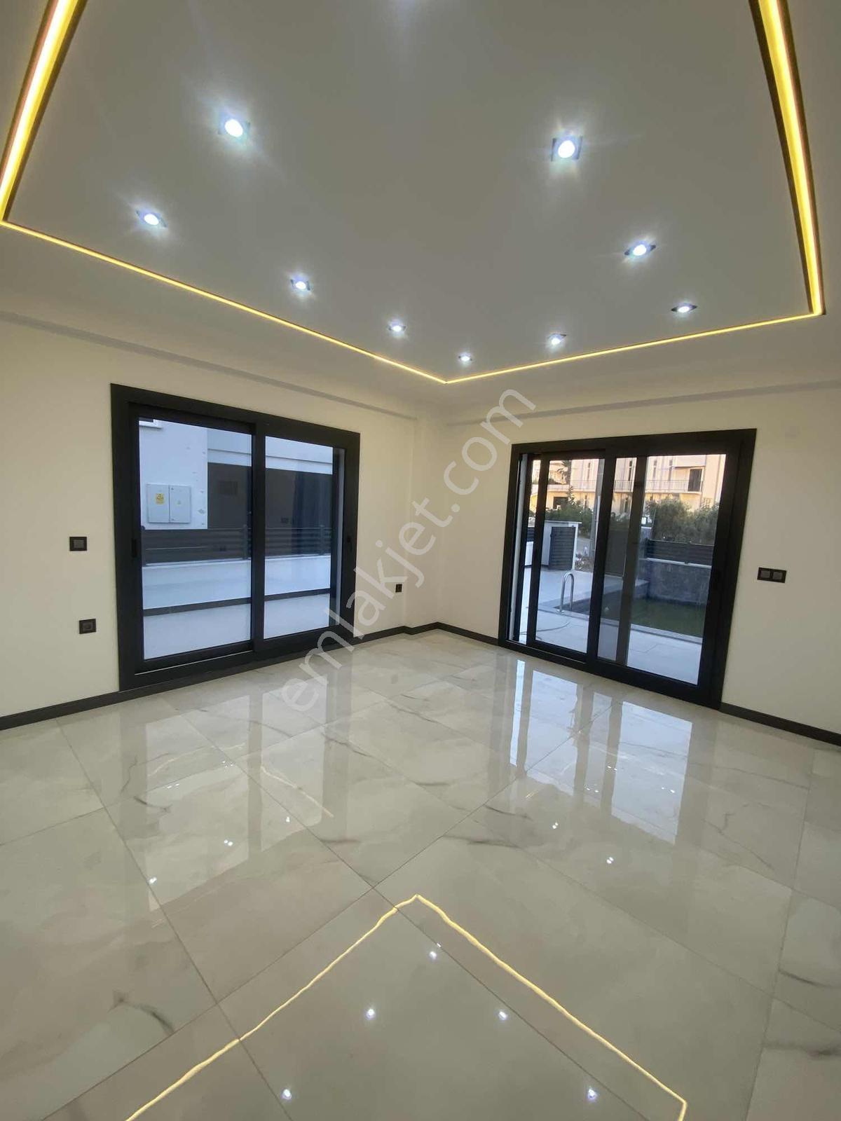 6+1 Ayrı Mutfak Havuzlu Villa — fotoğraf 7