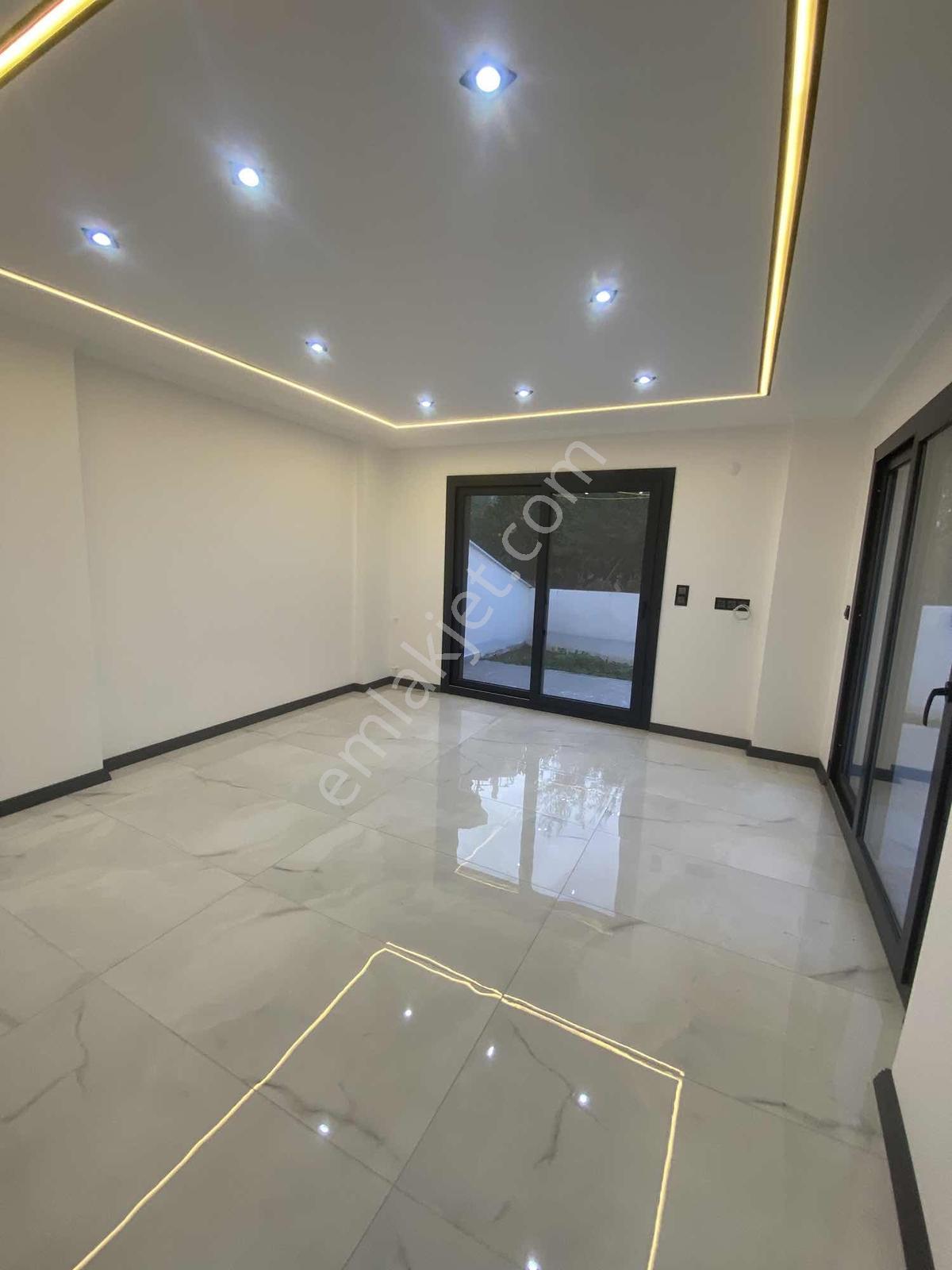 6+1 Ayrı Mutfak Havuzlu Villa — fotoğraf 14