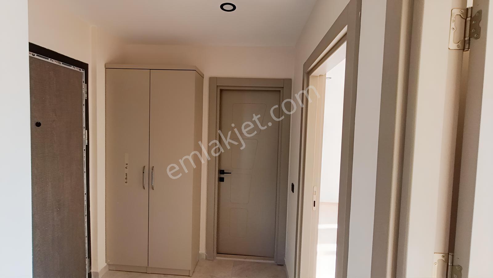 Döşemealtı Yığmalarda 2+1 Havuzlu Sitede — fotoğraf 20