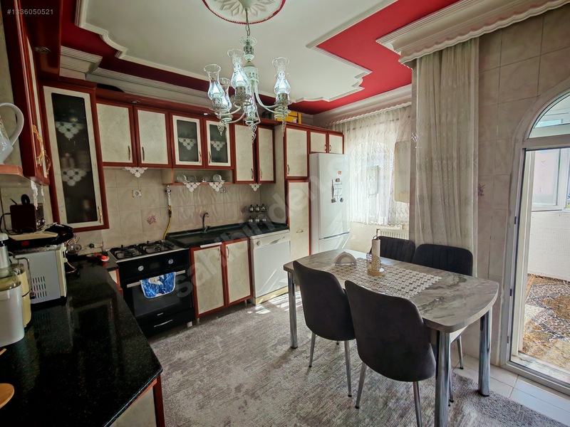 Pusula Emlaktan Yıldızkent Ana Cadde Üstü Satılık 3+1 Daire — fotoğraf 2