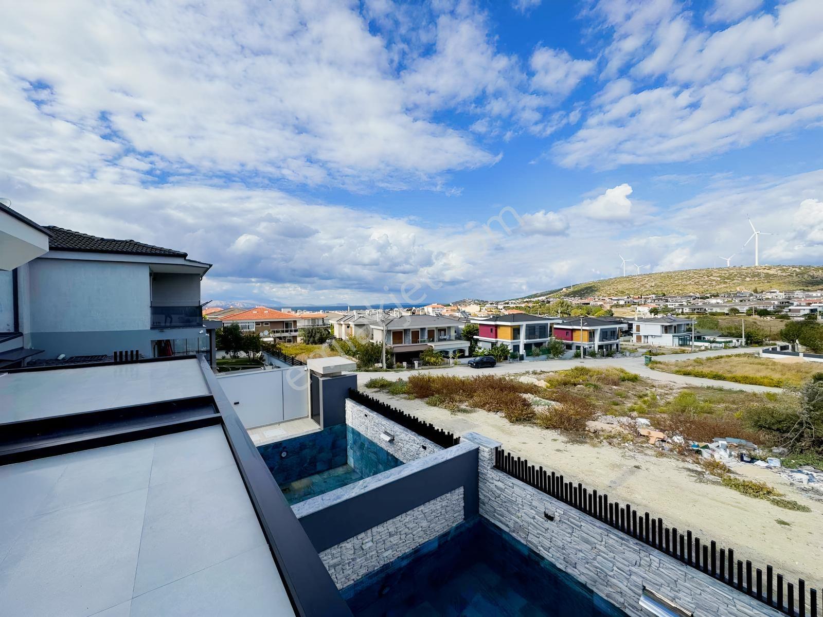 Yiğit Gayrimenkul'den Çiftlikköy'de Deniz Manzaralı Sıfır Villa — fotoğraf 26