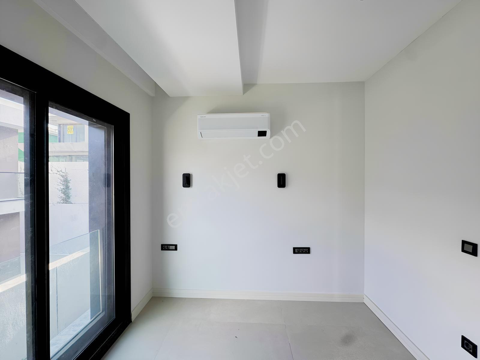 Yiğit Gayrimenkul'den Çiftlikköy'de Deniz Manzaralı Sıfır Villa — fotoğraf 29