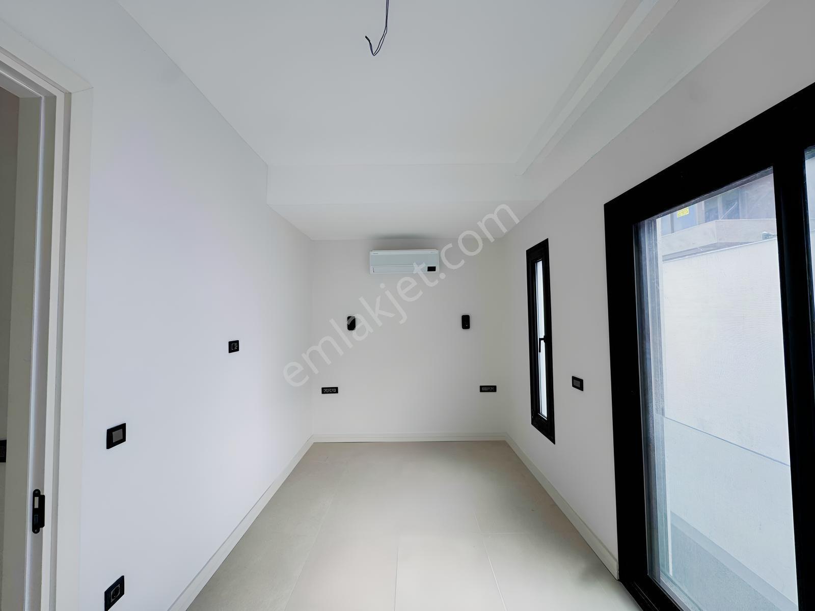 Yiğit Gayrimenkul'den Çiftlikköy'de Deniz Manzaralı Sıfır Villa — fotoğraf 35