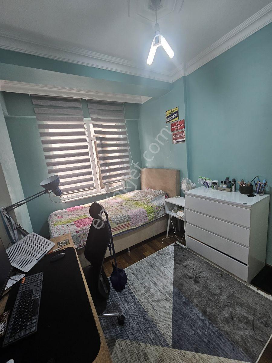Halkalı Merkez De Satılık Kapalı Otoparlık 3+1 Daire — fotoğraf 2
