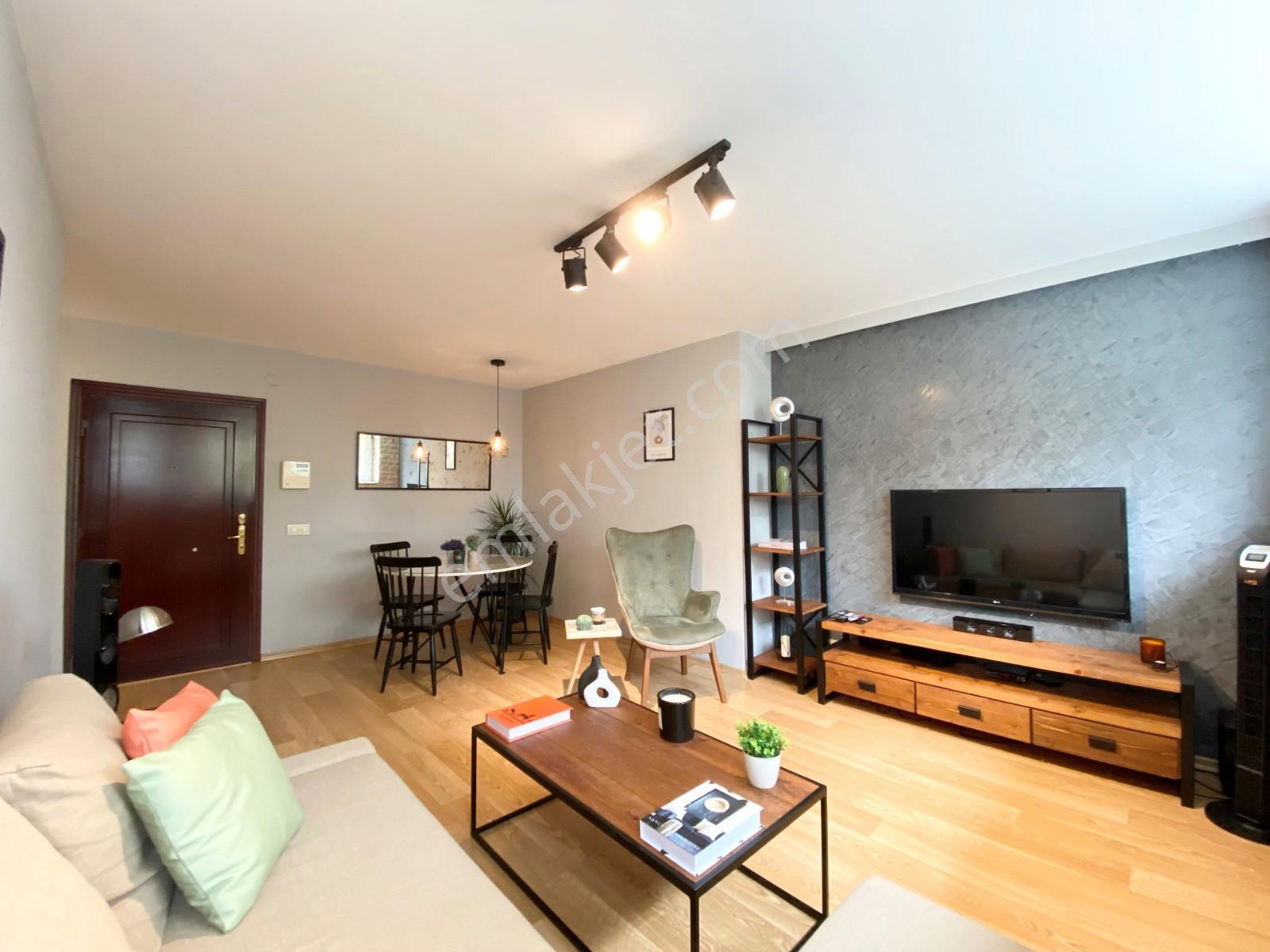 Ulus Solda Prestijli Apartmanda Hemen Teslim 2+1 Satılık — fotoğraf 2