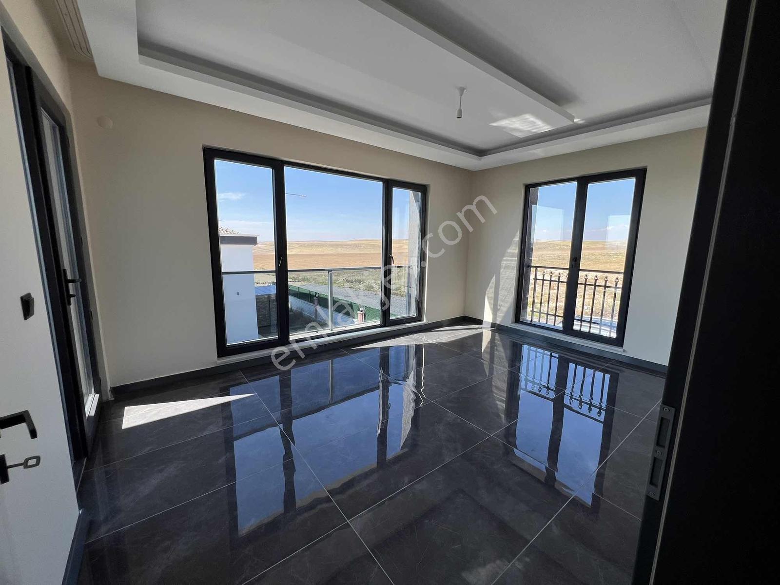 Cumhuriyet Mahallesinde Site İçinde Müstakil Villa — fotoğraf 18