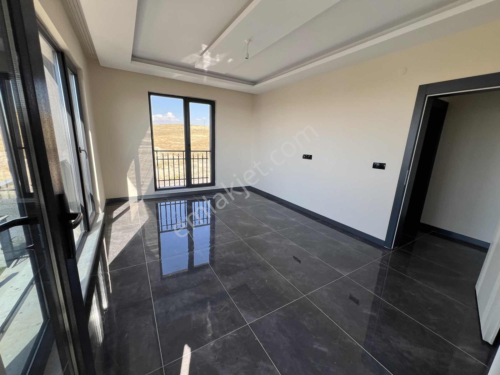 Cumhuriyet Mahallesinde Site İçinde Müstakil Villa — fotoğraf 19