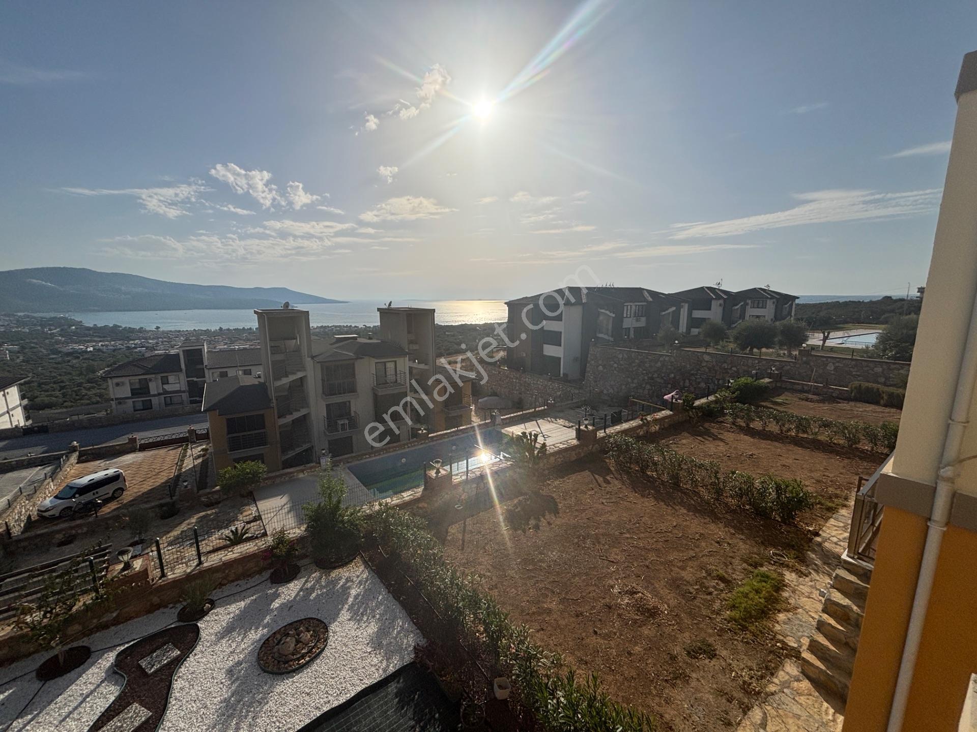 Akbük’te Full Deniz Manzaralı Havuzlu Sitede Satılık Eşyalı 2+1 Daire — fotoğraf 5