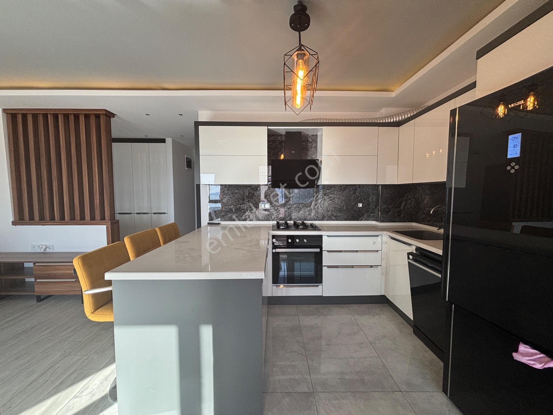 Akbük’te Full Deniz Manzaralı Havuzlu Sitede Satılık Eşyalı 2+1 Daire — fotoğraf 14