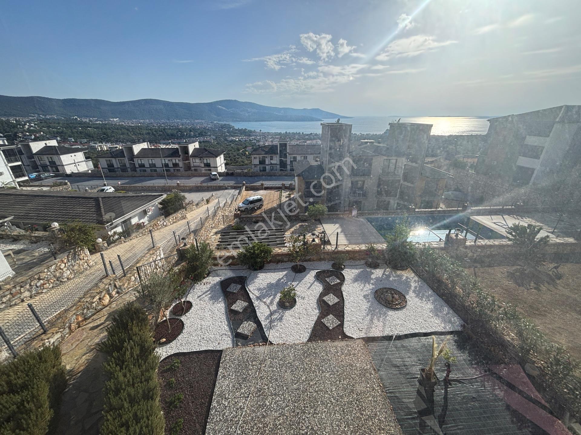 Akbük’te Full Deniz Manzaralı Havuzlu Sitede Satılık Eşyalı 2+1 Daire — fotoğraf 16
